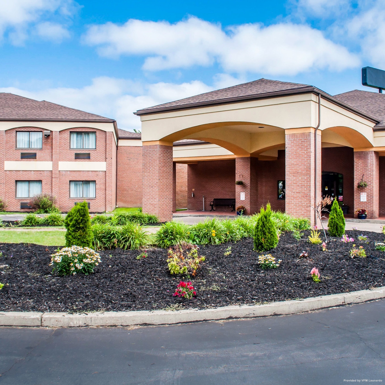 Hotel Comfort Suites Buffalo Airport 3 Hrs Star Hotel In Buffalo New York