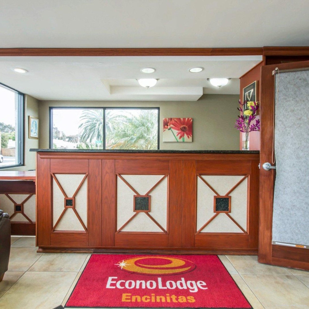 Hotel Econo Lodge Encinitas Moonlight Beach in Encinitas (California) - HRS