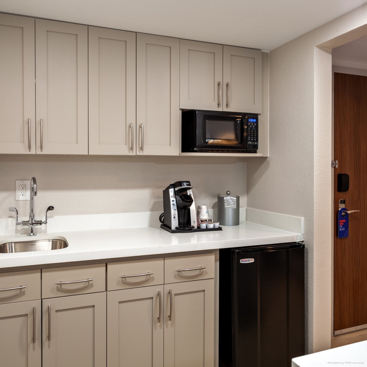 Holiday Inn Express Tampa Brandon 3 Hrs Star Hotel In Brandon