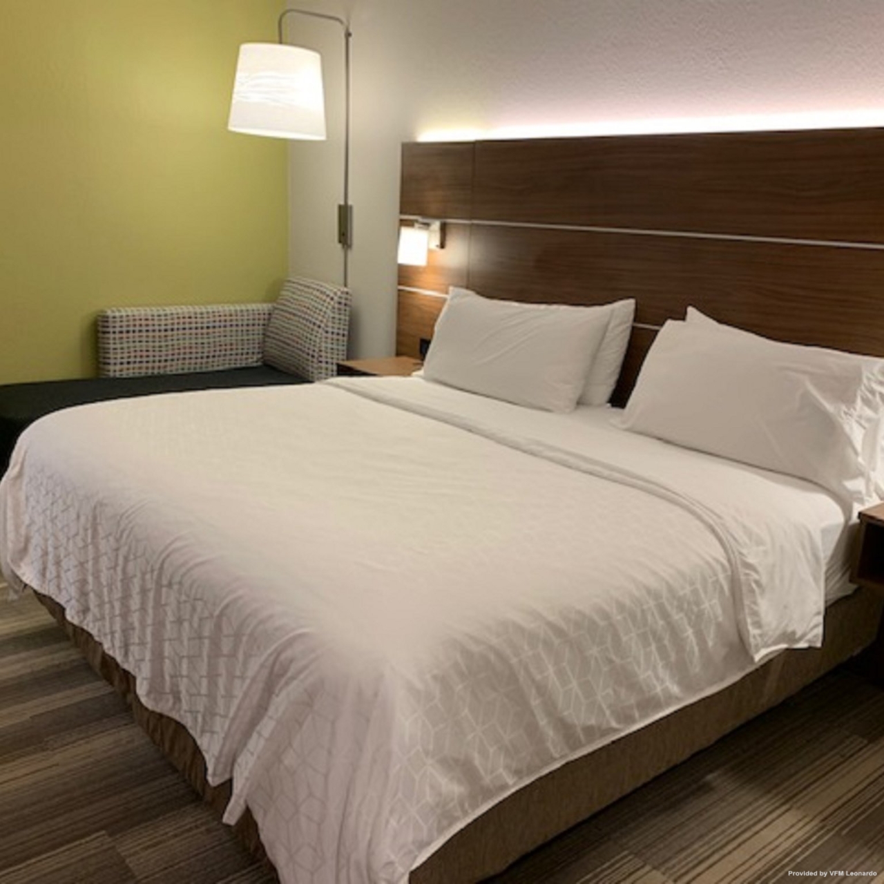 Holiday Inn Express Tampa Brandon 3 Hrs Star Hotel In Brandon