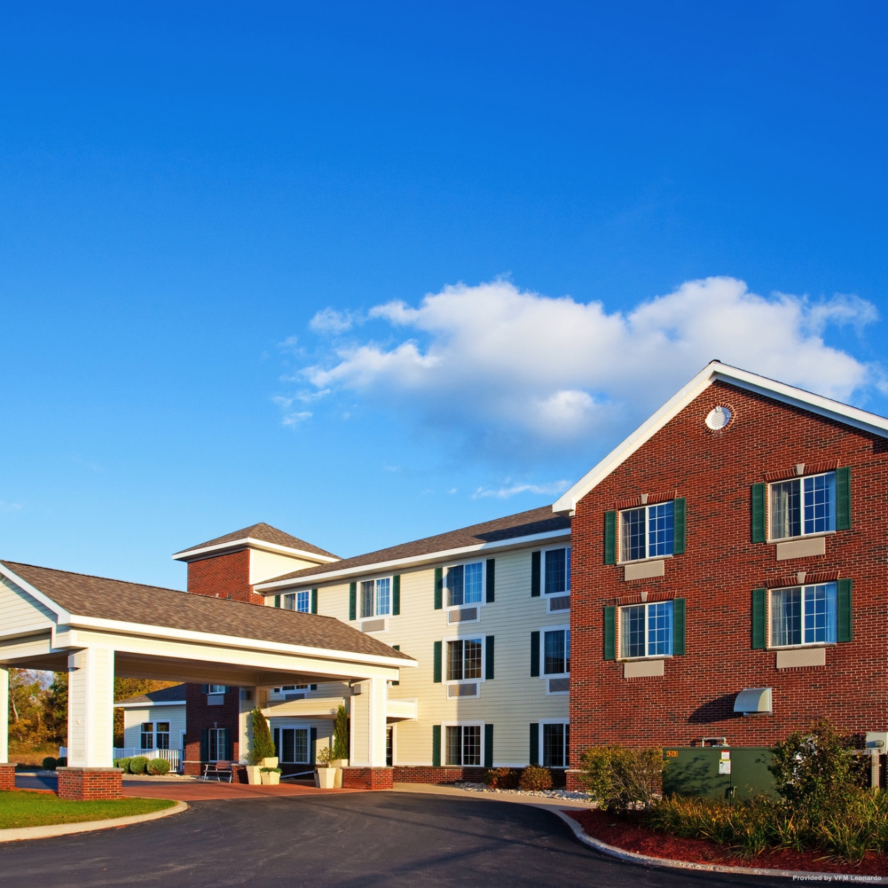 Holiday Inn Express Suites Acme Traverse City In Williamsburg
