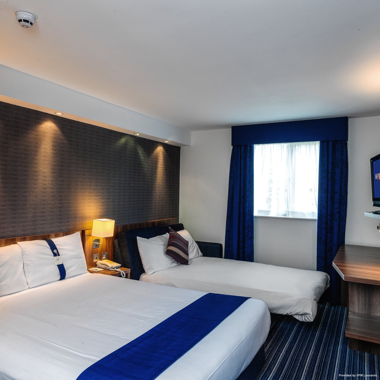 Holiday Inn Express London Gatwick Crawley Grossbritannien Bei Hrs Gunstig Buchen