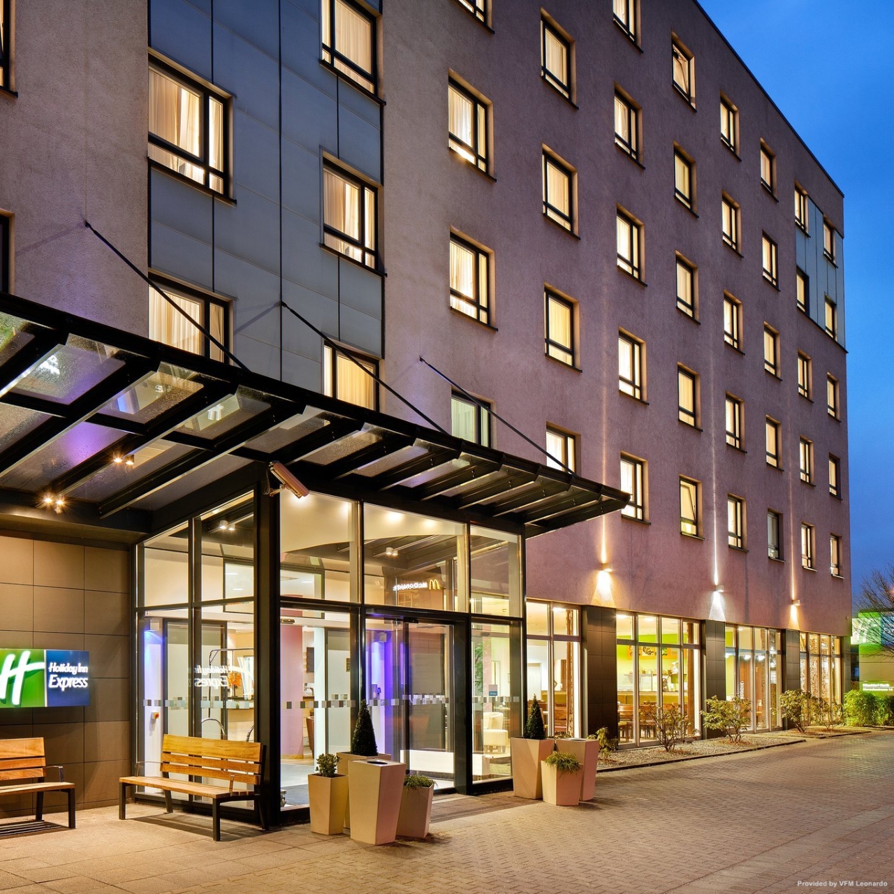 Holiday Inn Express Dusseldorf City North Dusseldorf Bei Hrs Gunstig Buchen