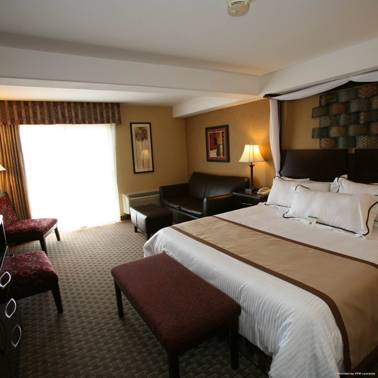 Hotel BEST WESTERN PLUS NEWPORT BEAC - 3 HRS star hotel in Newport Beach  (California)