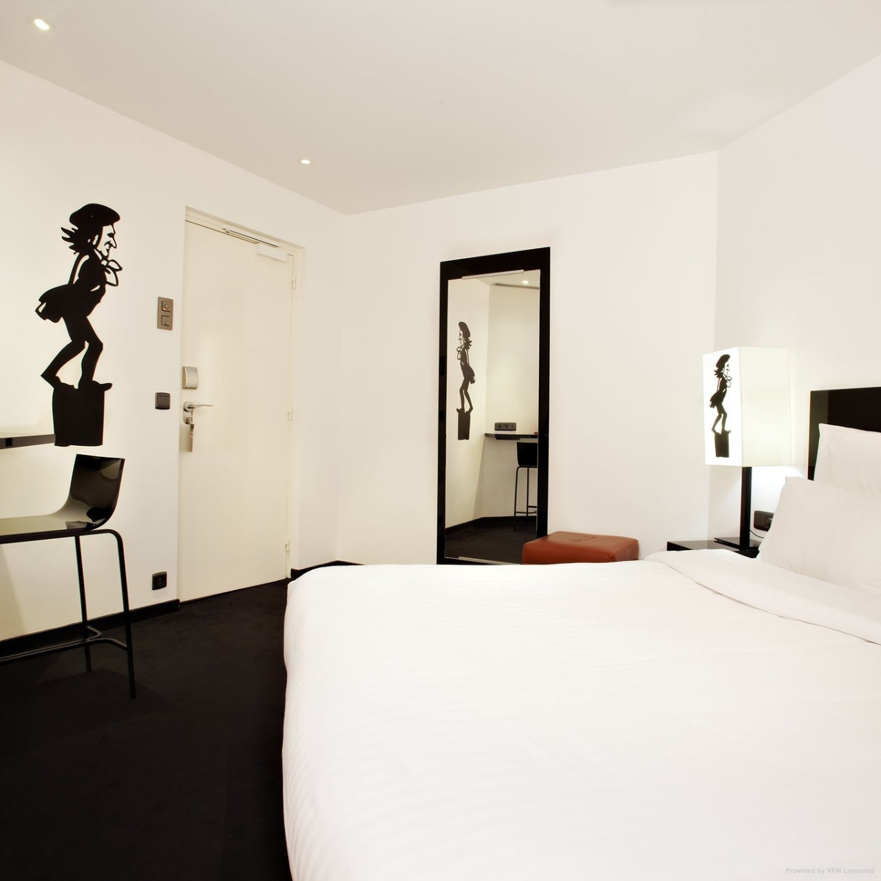 Noir hotel le chat LE CHAT
