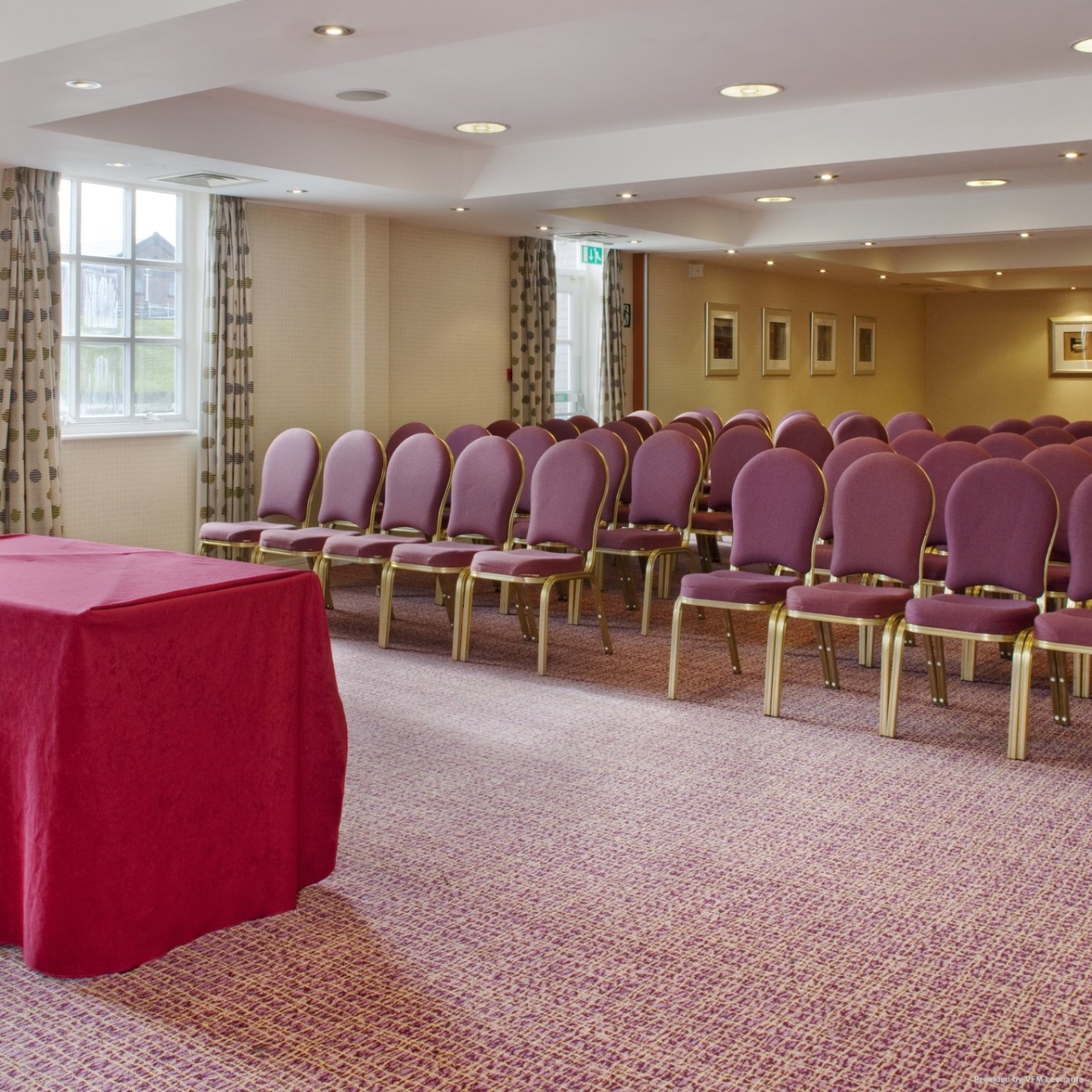 Holiday Inn Ellesmere Port Cheshire Oaks 3 Hrs Star Hotel In Ellesmere Port Cheshire West And Chester England