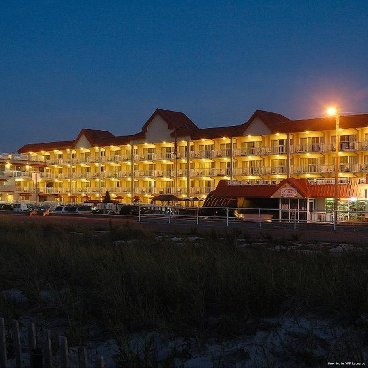 Hotel Montreal Beach Resort 3 Hrs Star Hotel In Wildwood New Jersey