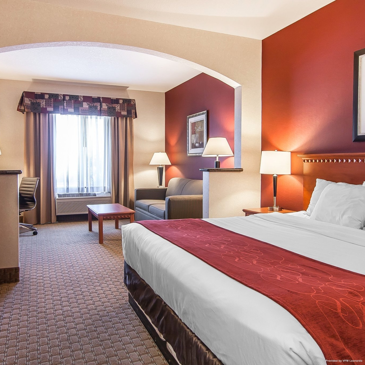 Hotel Comfort Suites Redmond Airport In Redmond Oregon Hrs