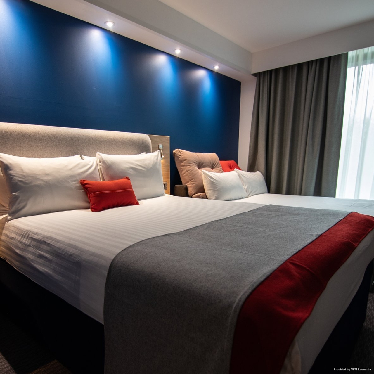 Holiday Inn Express London Stansted Airport Uttlesford Bei Hrs Gunstig Buchen