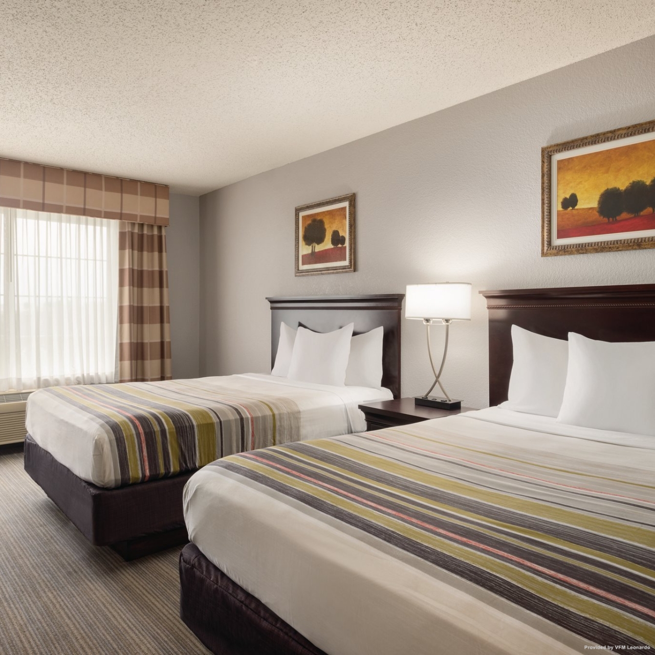 Country Inn Suites West Bend 3 Hrs Star Hotel In West Bend