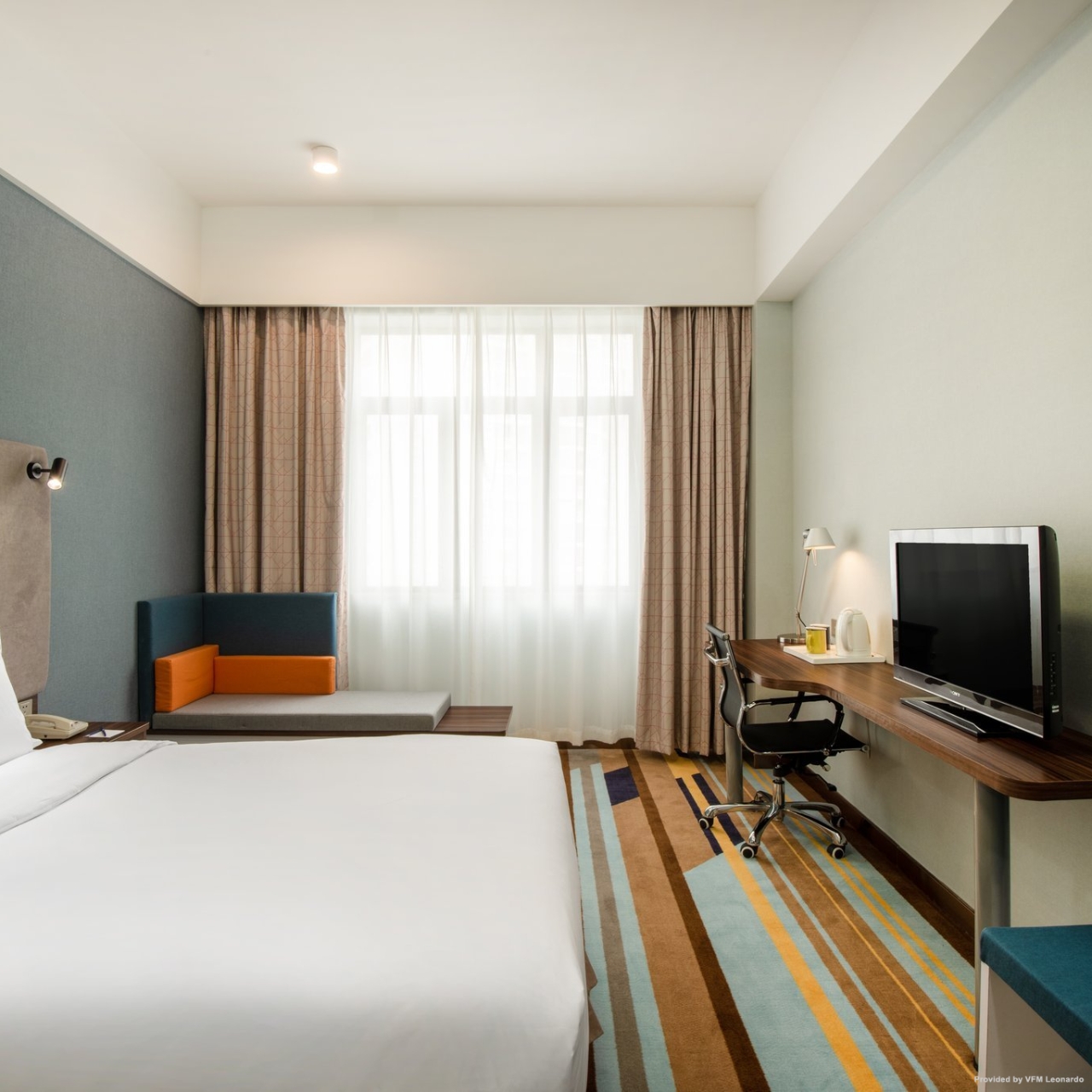 Holiday Inn Express Shenzhen Luohu Shenzhen At Hrs With Free Services
