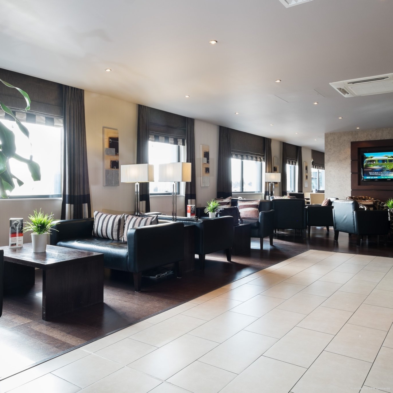 Holiday Inn Express Aberdeen Bridge Of Don 3 Hrs Star Hotel In