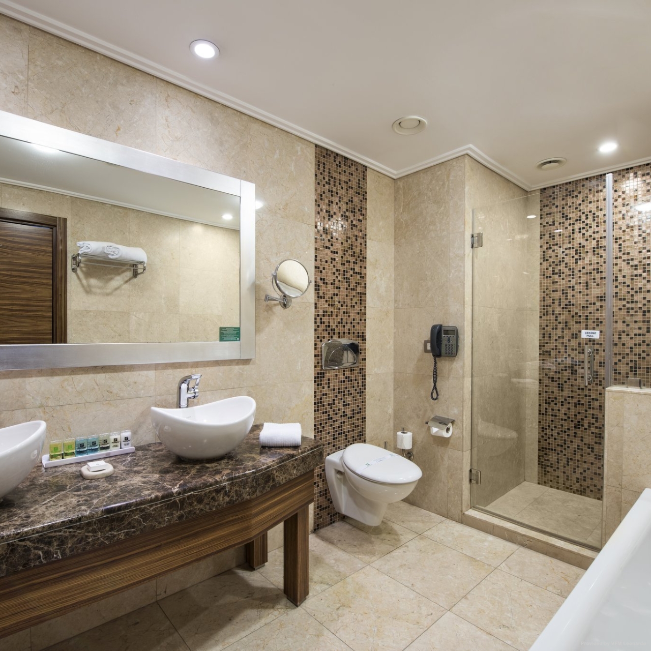 Holiday Inn Istanbul Sisli 5 Hrs Star Hotel In Istanbul Istanbul