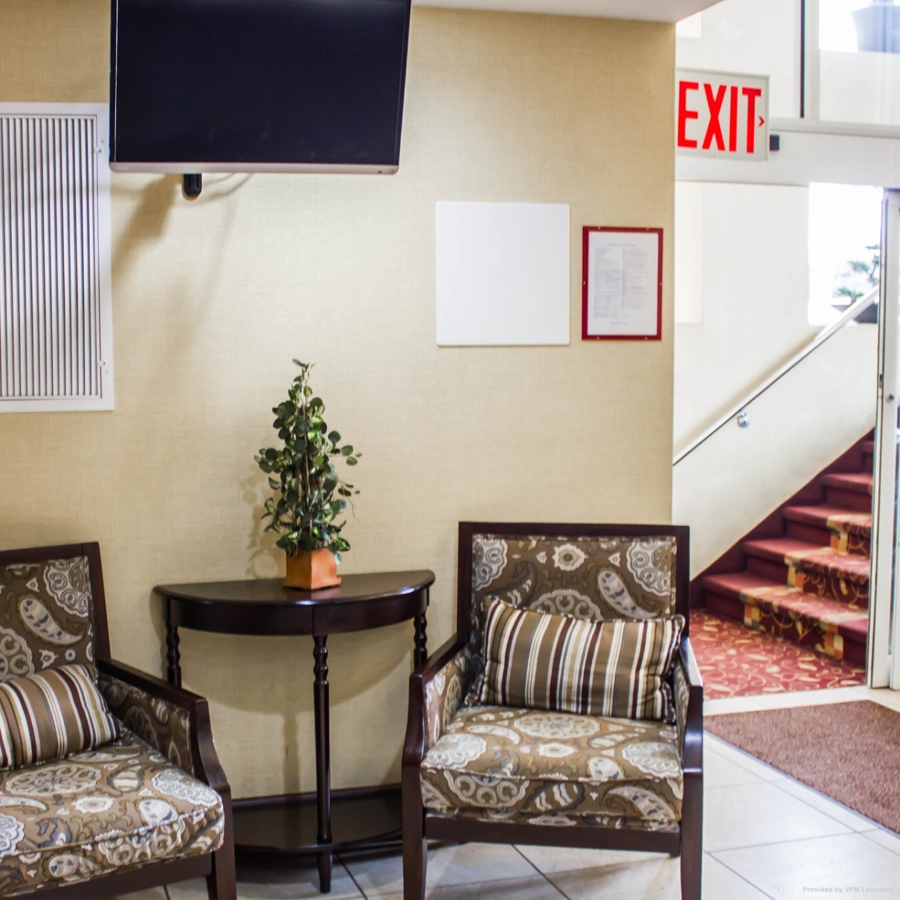 Comfort Inn Suites Jfk Airport In New York New York Hrs
