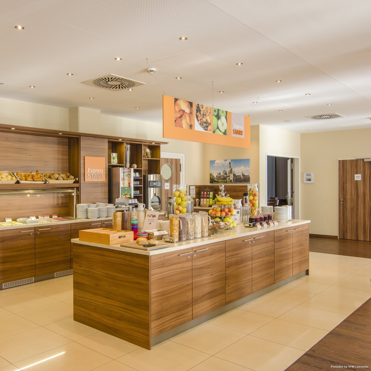 Holiday Inn Express Dresden City Centre Dresden At Hrs With Free Services