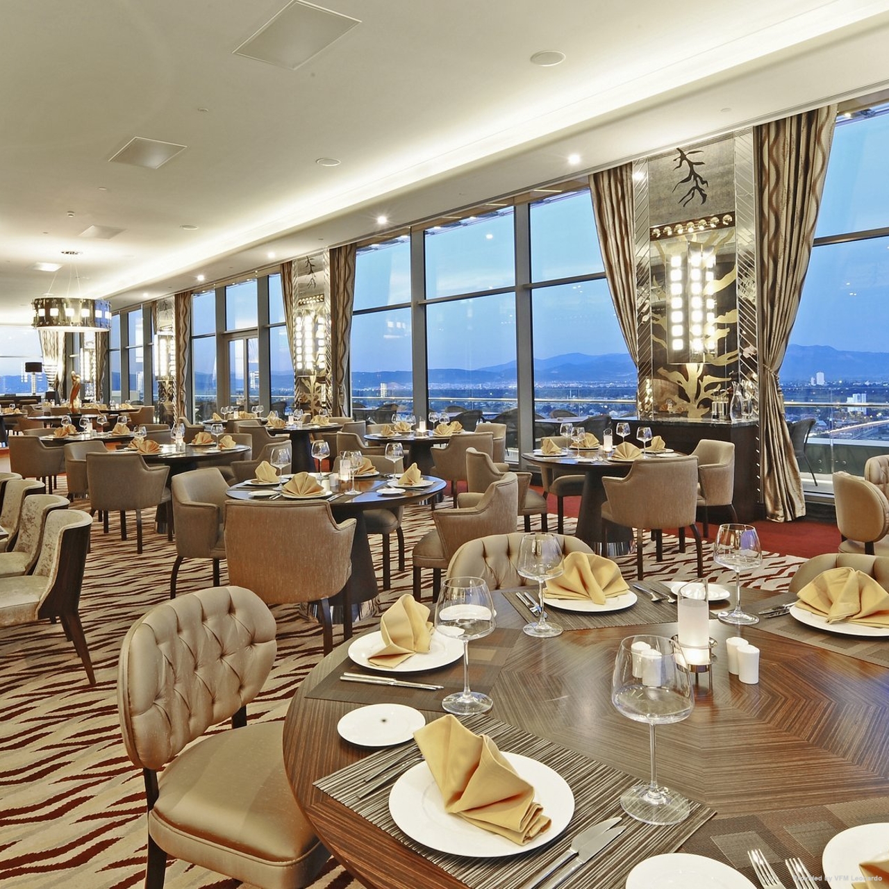 Hotel Crowne Plaza Bursa 5 Hrs Star Hotel In Bursa Bursa