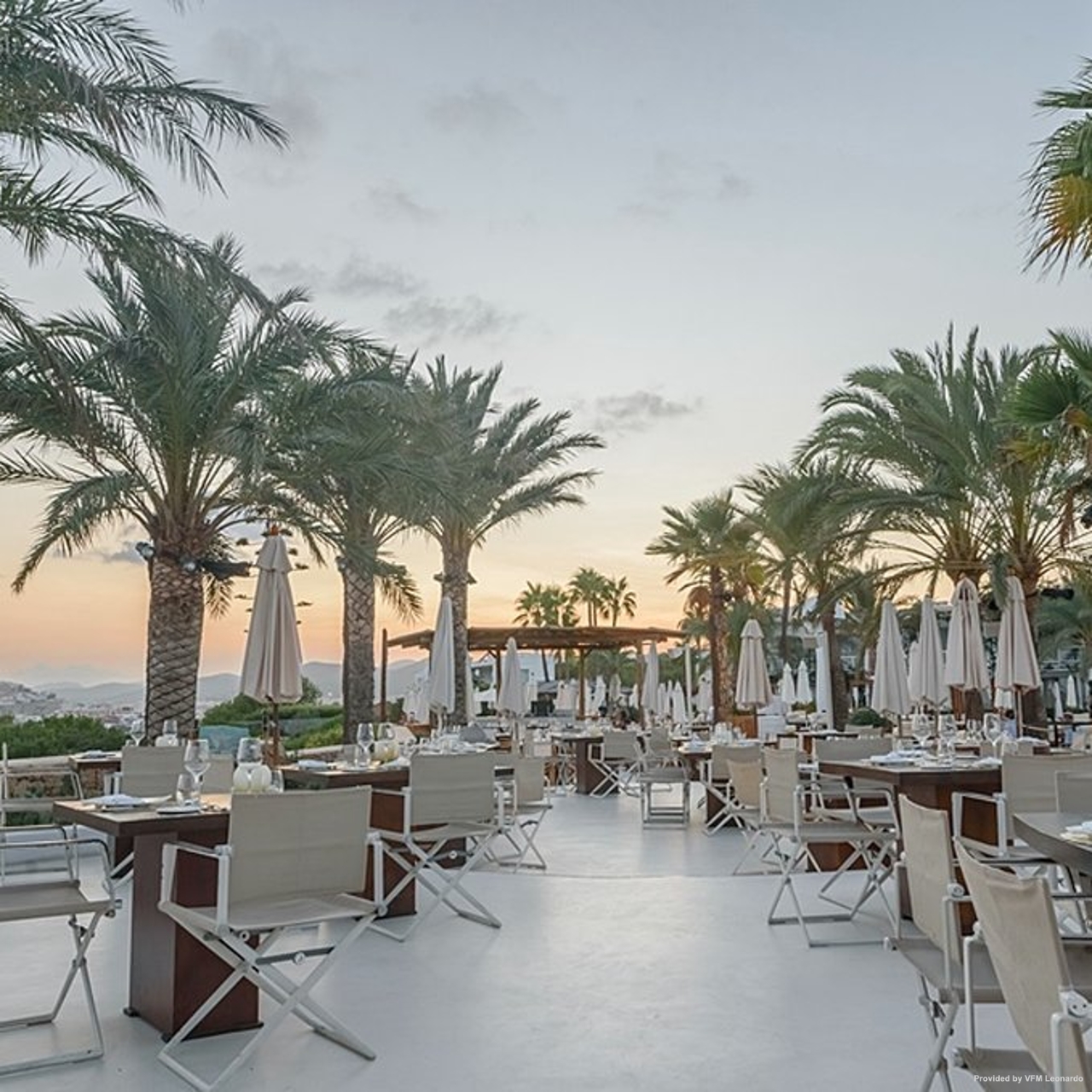 Hotel Destino Pacha Ibiza Resort 4 Hrs Star Hotel In Santa Eularia Des Riu Balearic Islands Here is yousef's 1 hour 30 minute set.