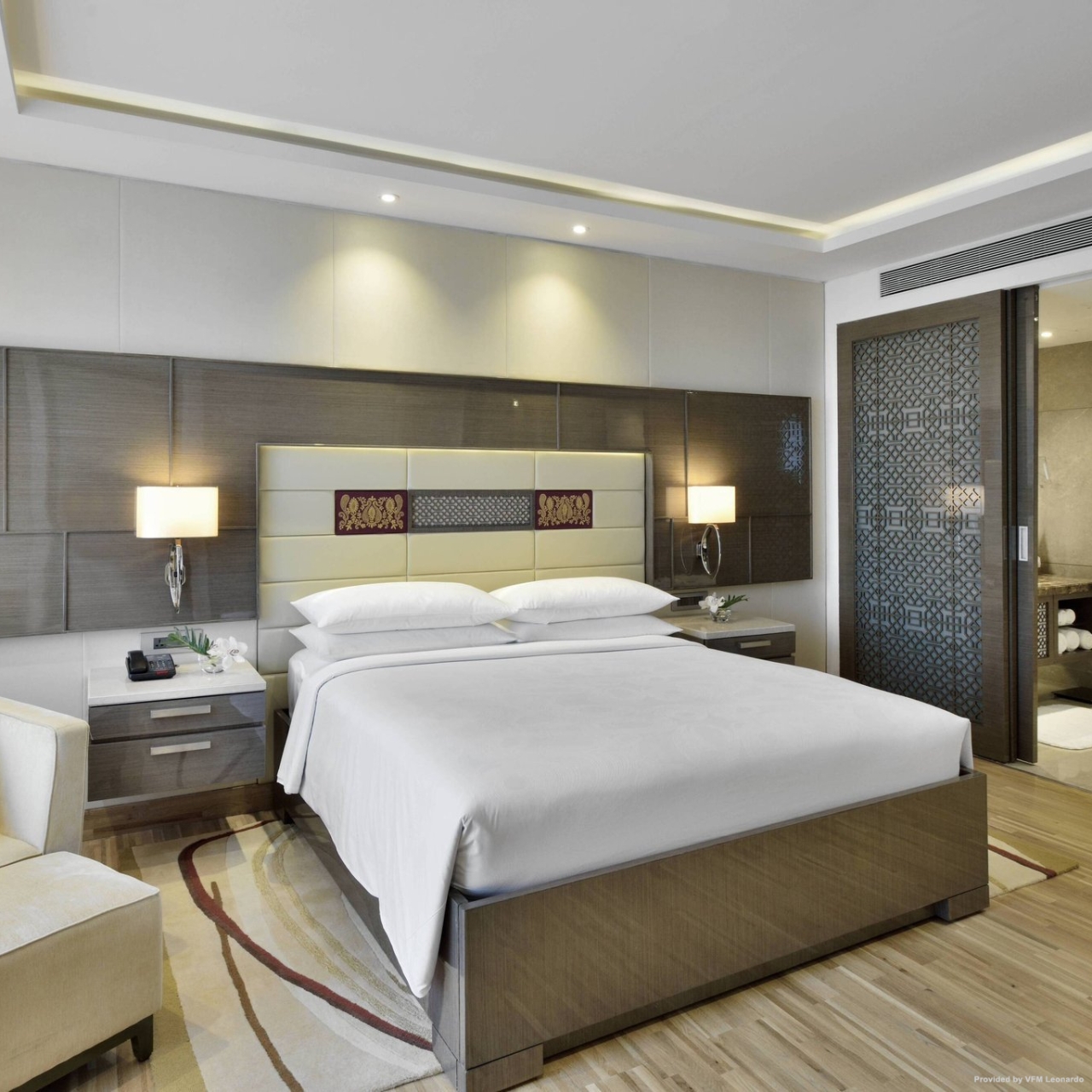 Hotel Jw Marriott Mumbai Sahar 5 Hrs Star Hotel In Mumbai State Of Maharashtra Top room amenities include a minibar, air conditioning, and a flat screen tv. hotel jw marriott mumbai sahar 5 hrs