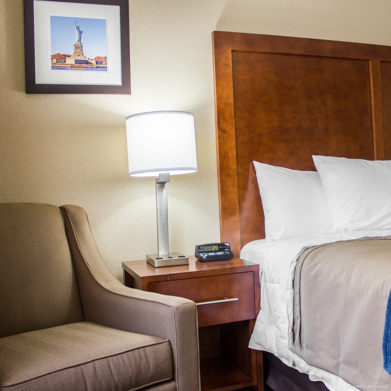 Comfort Inn Jamaica In New York New York Hrs