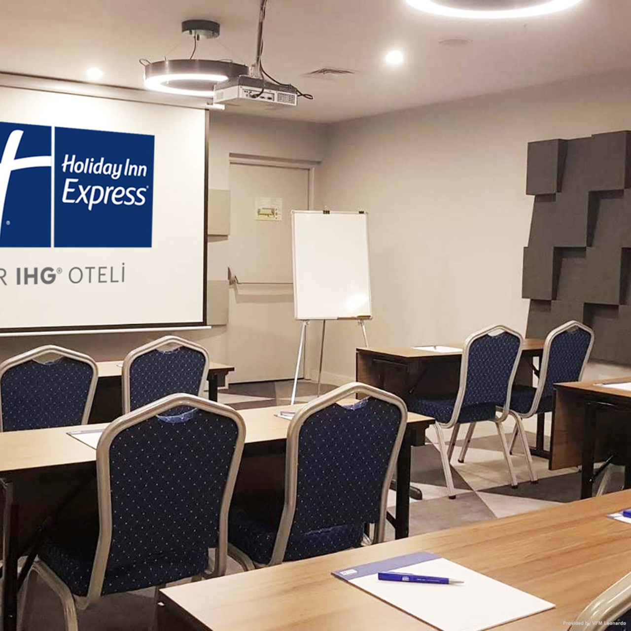 Holiday Inn Express Istanbul Atakoy Metro In Istanbul Istanbul Hrs