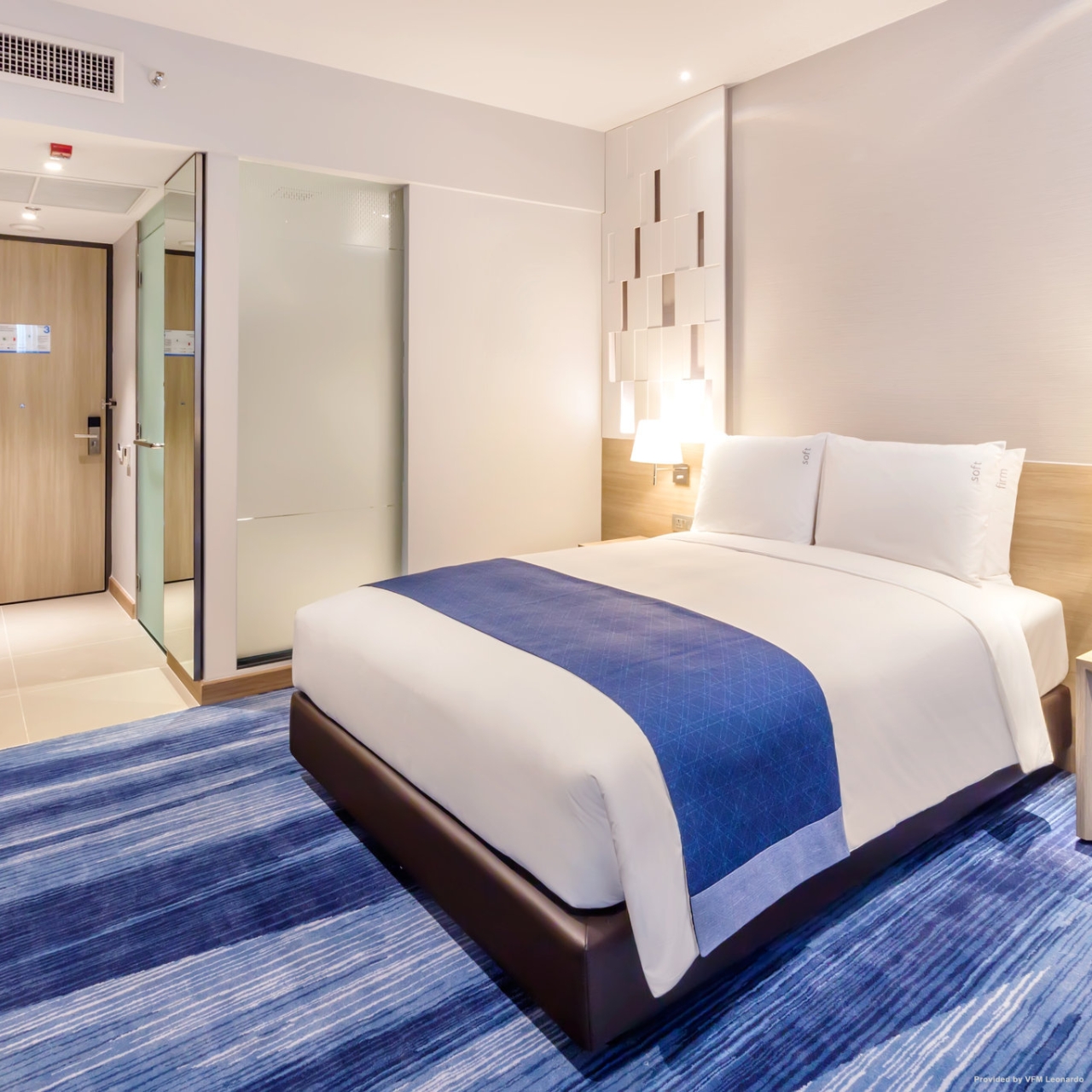 Holiday Inn Express Bangkok Soi Soonvijai In Bangkok Bangkok Metropolitan Region Hrs