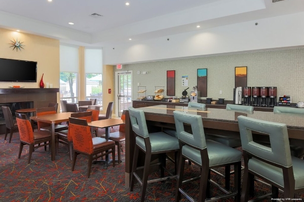 Sonesta Suites Cincinnati Blue Ash USA bei HRS g  nstig buchen