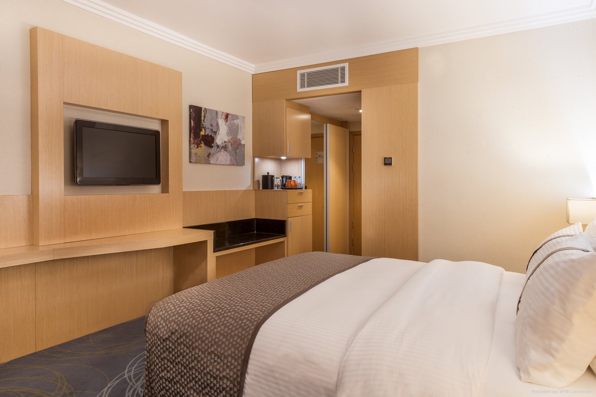 Holiday Inn AMMAN - Amman chez HRS avec services gratuits