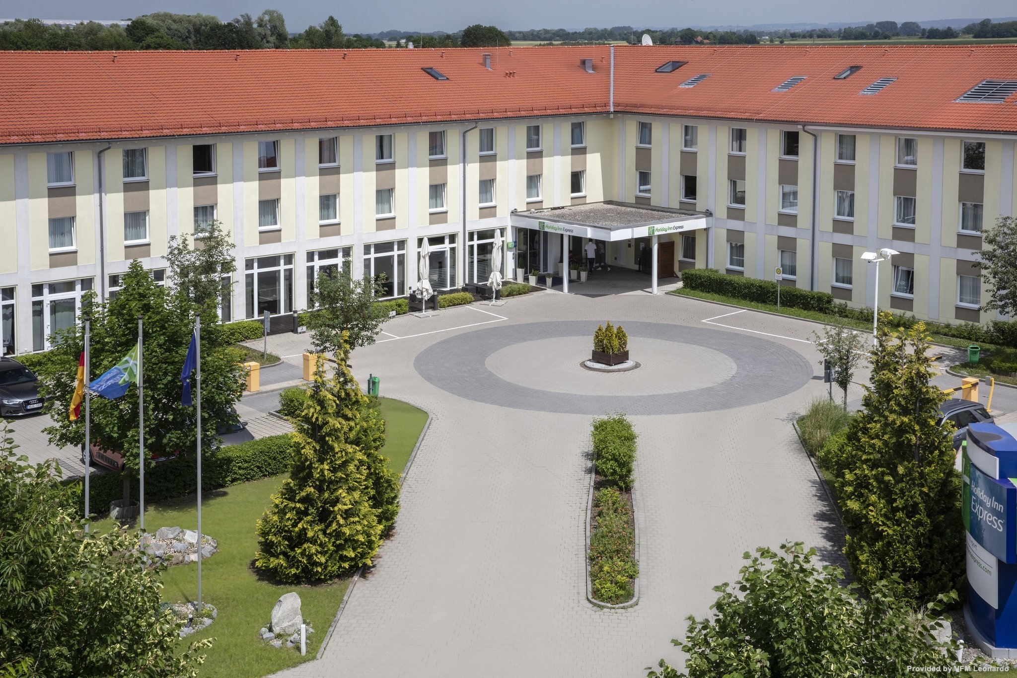 Holiday Inn Express MUNICH AIRPORT - 3 HRS star hotel in Oberding (Bavaria)