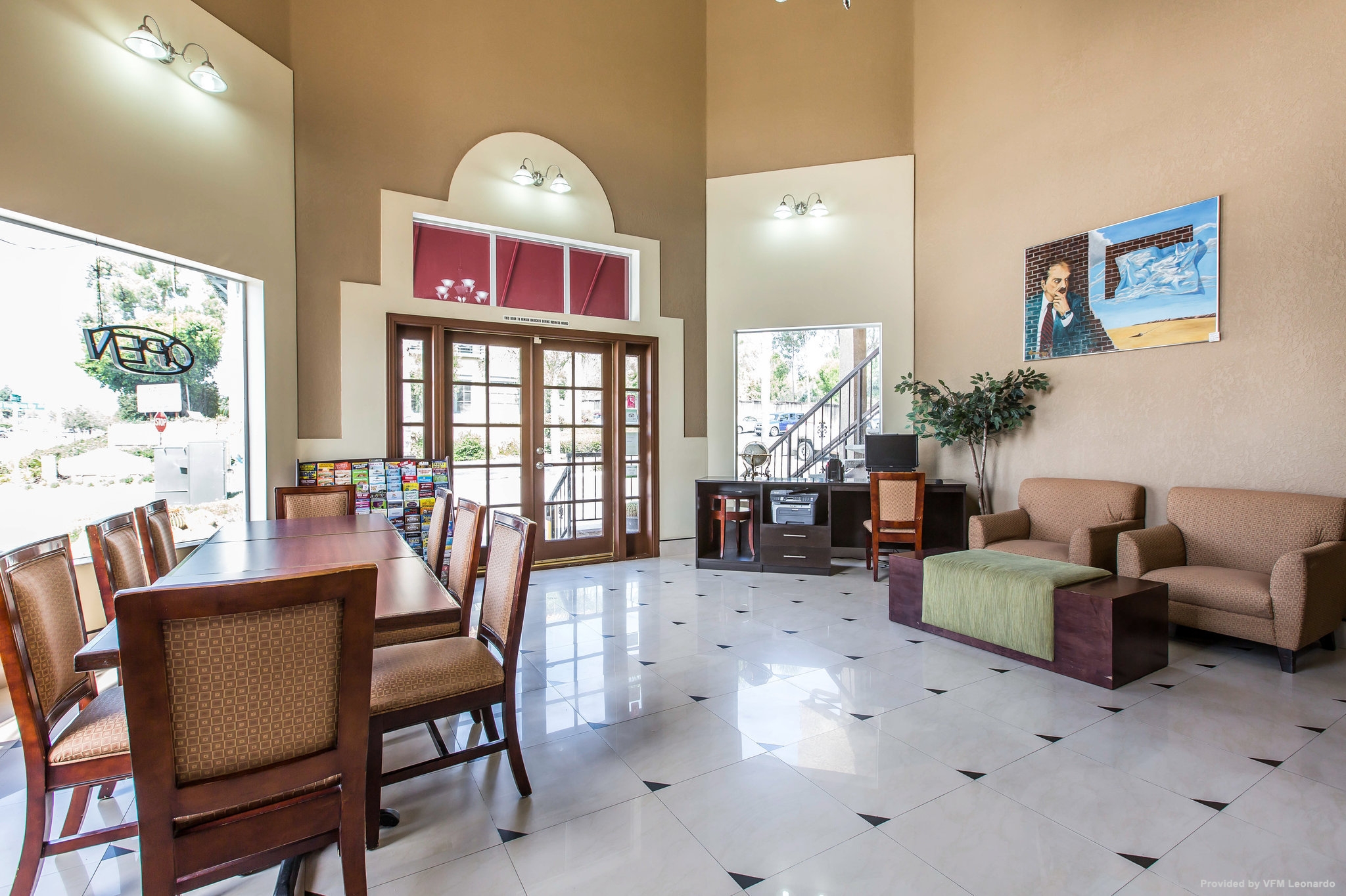 Econo Lodge Inn and Suites Fallbrook Dow