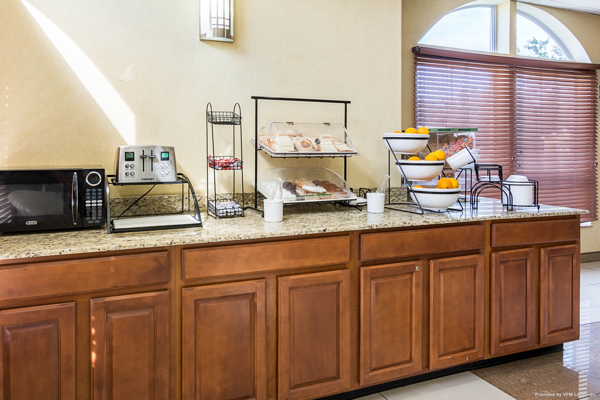 COMFORT INN AND SUITES CHESAPEAKE (Chesapeake)