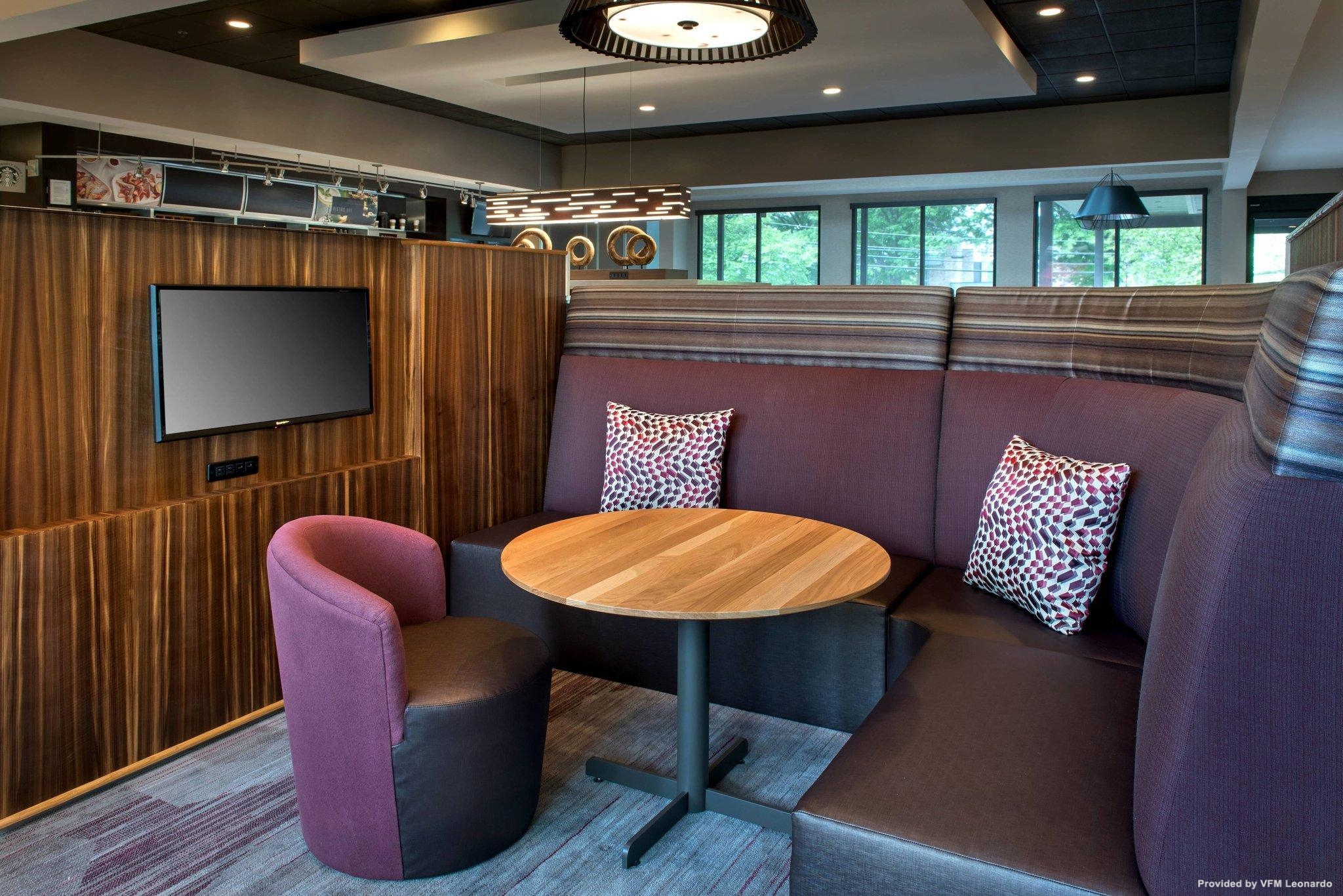 Hotel Courtyard Lincroft Red Bank 3 HRS star hotel in Red Bank