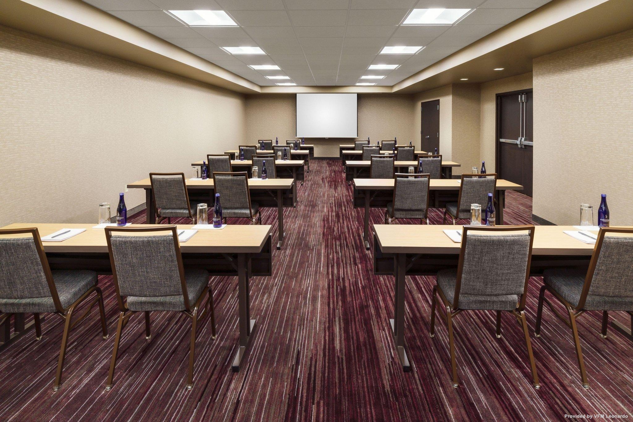 Hotel Courtyard Chicago Bloomingdale 3 HRS star hotel in Bloomingdale