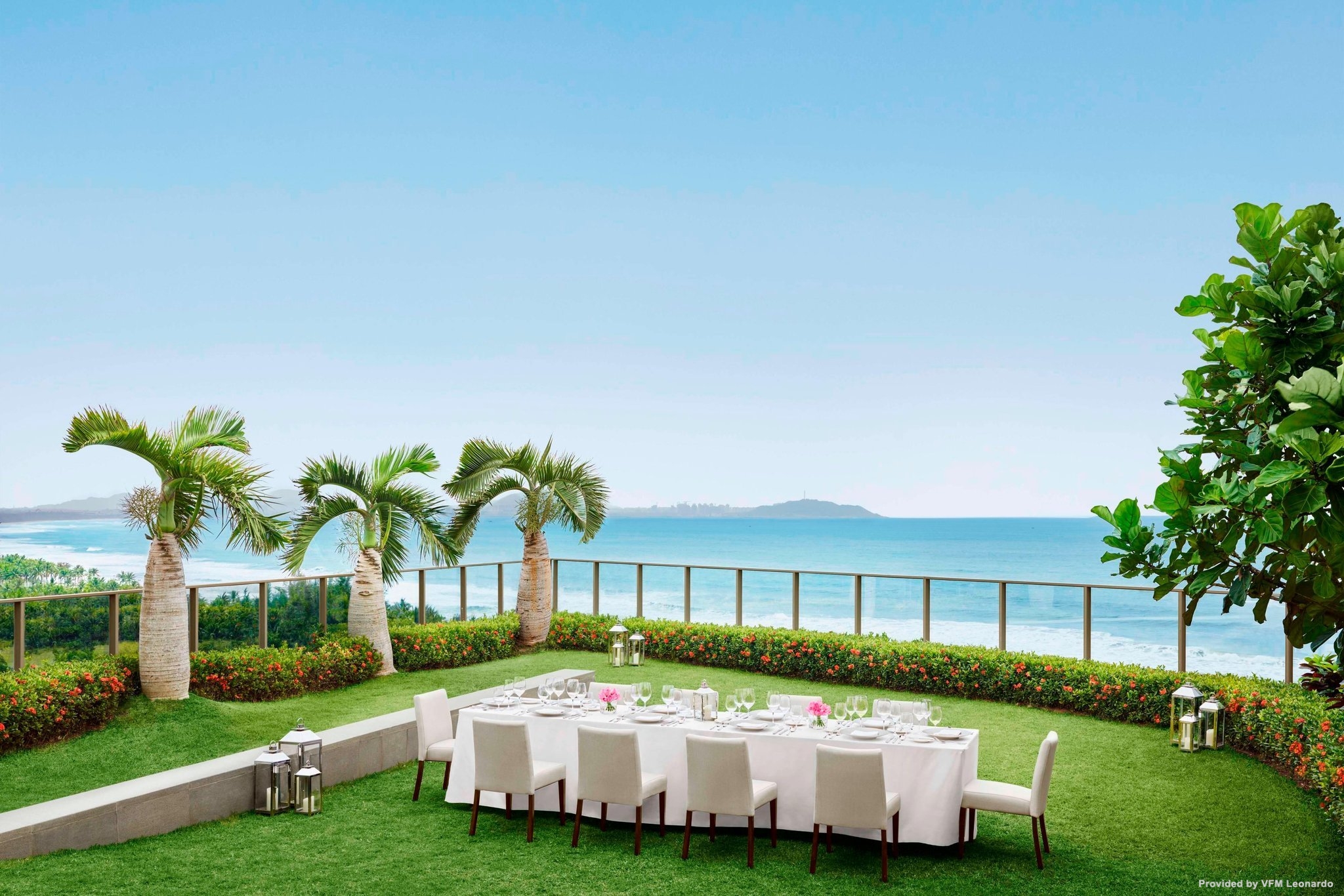 Hotel The Sanya EDITION - 5 HRS star hotel in Sanya (Hainan Province)