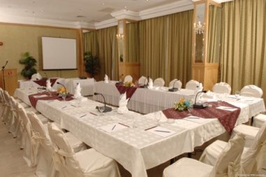 RAMADA HOTEL KUWAIT (Kuwait City)