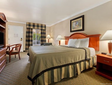 Hotel Travelodge by Wyndham Sylmar CA (Burbank)