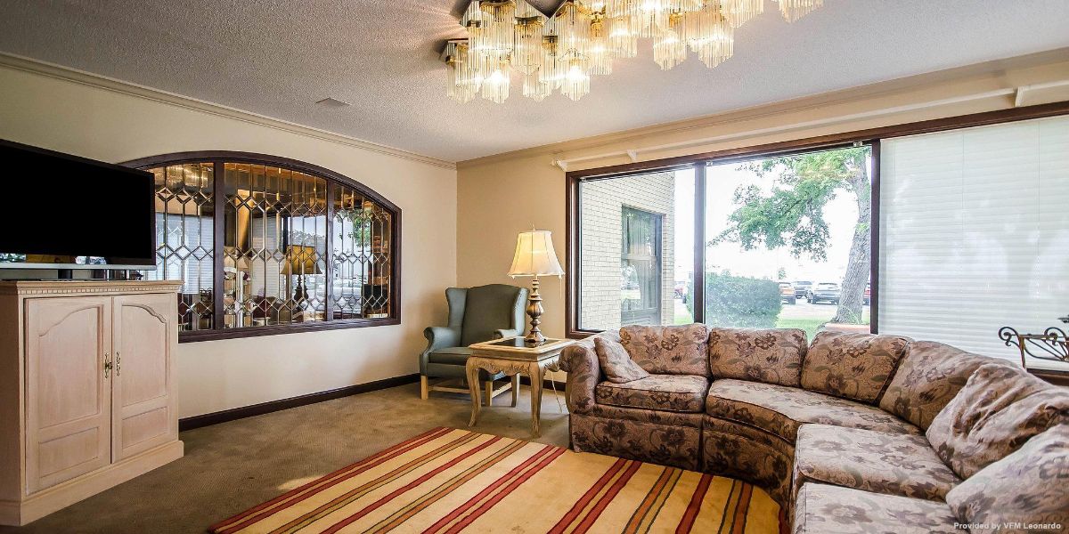Clarion Inn & Suites Evansville