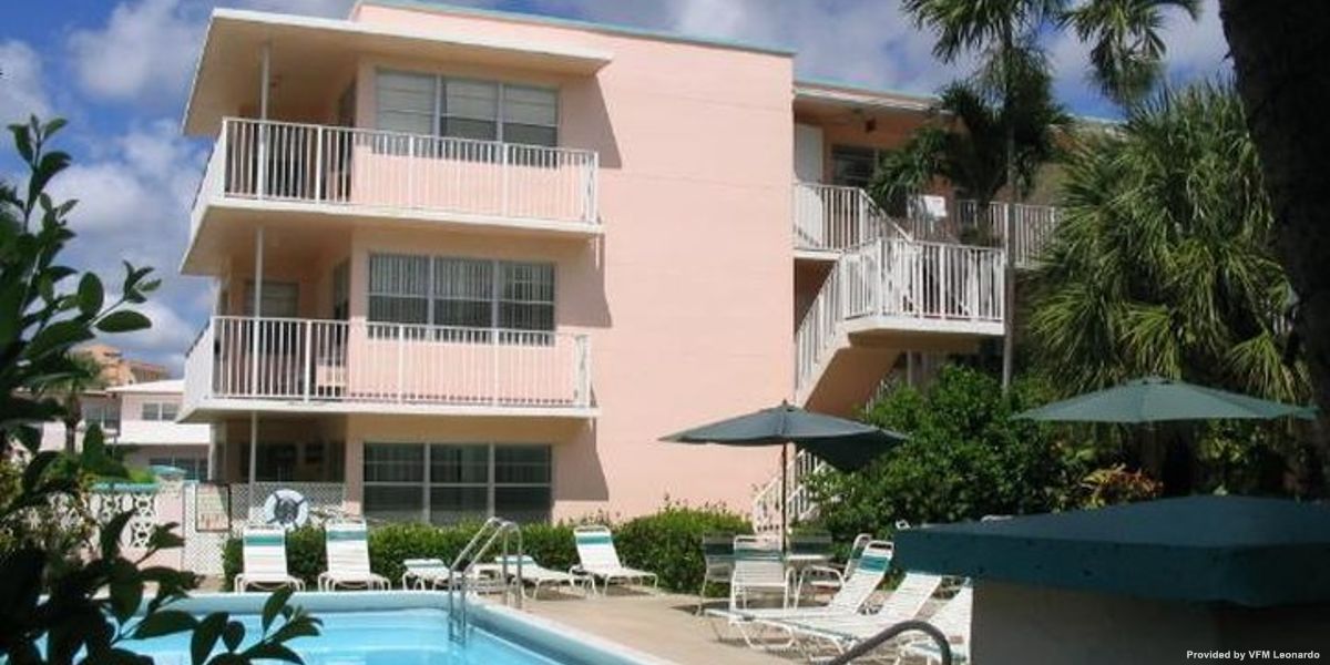 SANS SOUCI HOTEL (Fort Lauderdale)