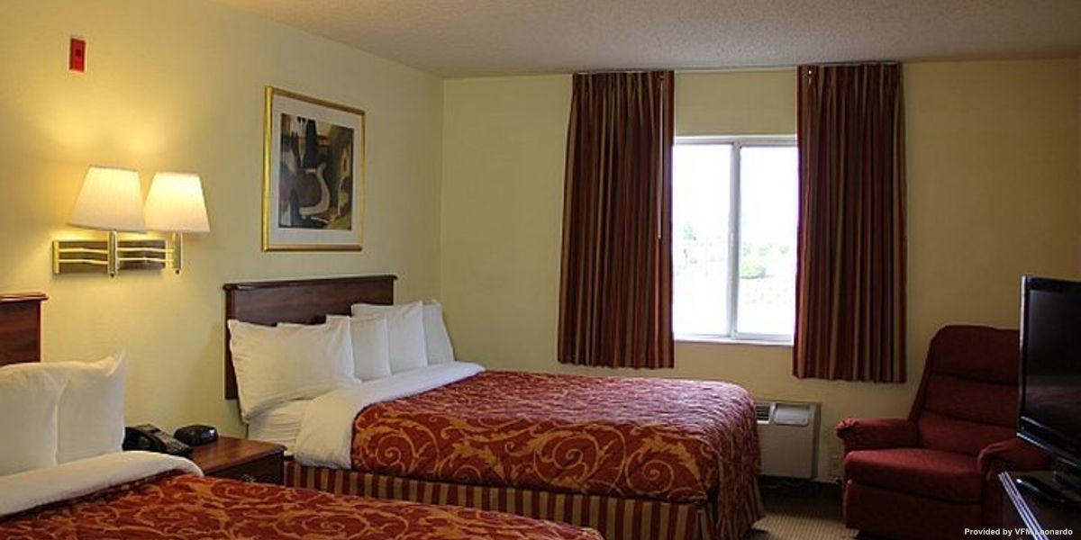 Hotel INTOWN SUITES TUSCALOOSA - Tuscaloosa - Great prices at HOTEL INFO