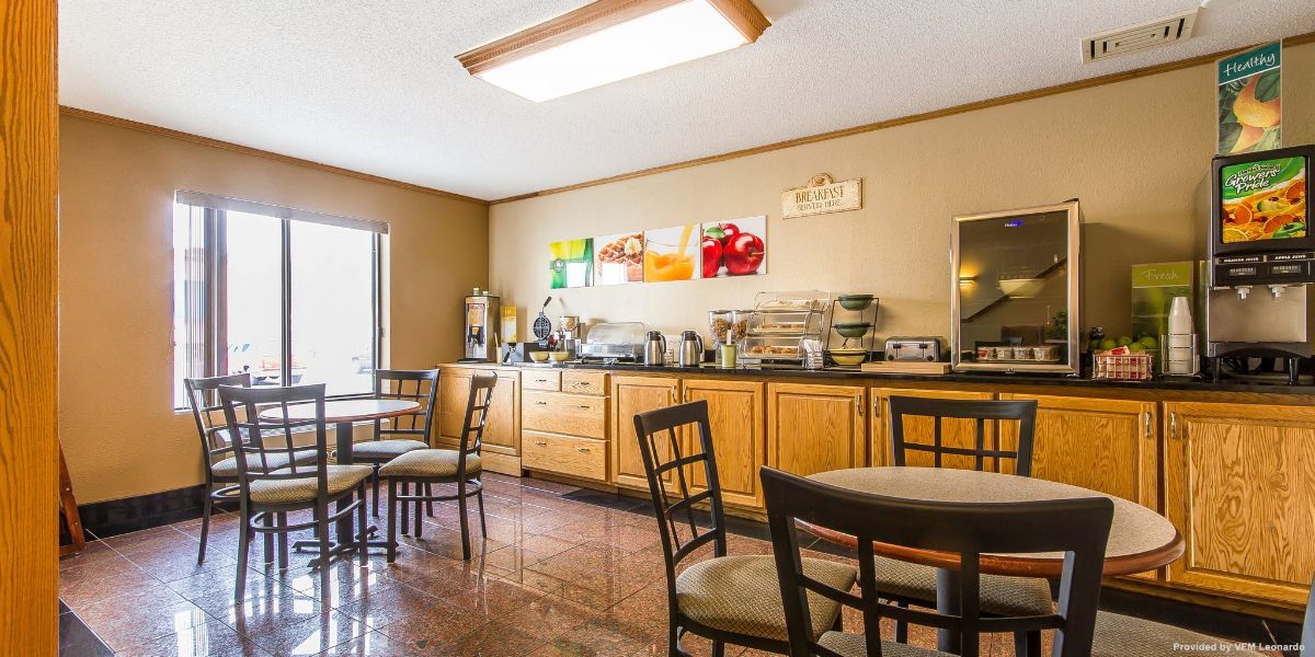 Quality Inn Reedsburg Great prices at HOTEL INFO