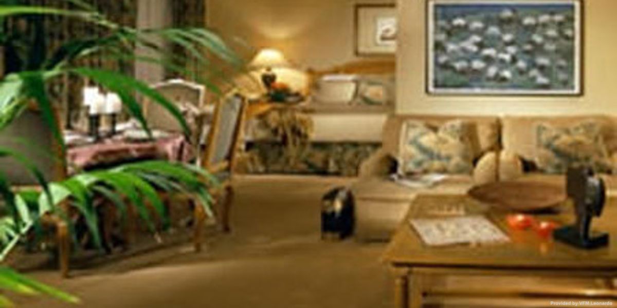 Hotel COCOA FLATS Hummelstown Great prices at HOTEL INFO