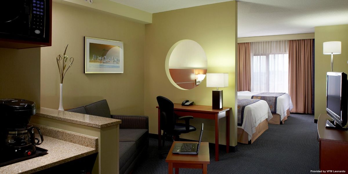 Fairfield Inn Montreal Airport Park And Fly www.hotel.info