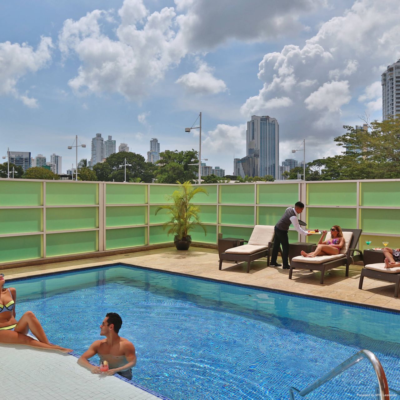 Hotel Courtyard Panama Multiplaza Mall - HOTEL INFO