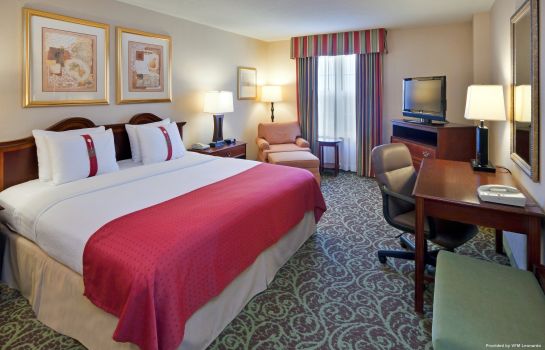 Hotels Near Dulles Expo Center
