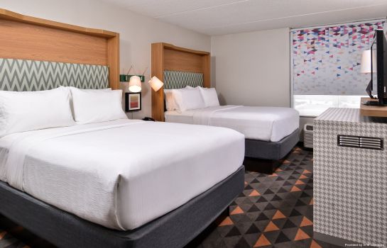 Hotels Near Smiths Land Base Airport 53ny