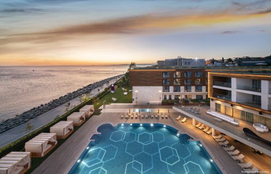 Hotels Near Cnr Expo Center